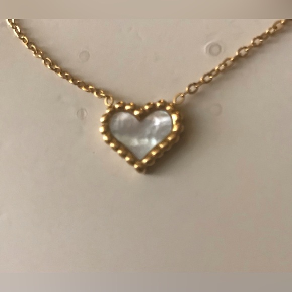 Mother of Pearl Dainty Heart Iridescent Shell Feminine Romance 18K Gold Necklace - Picture 17 of 17